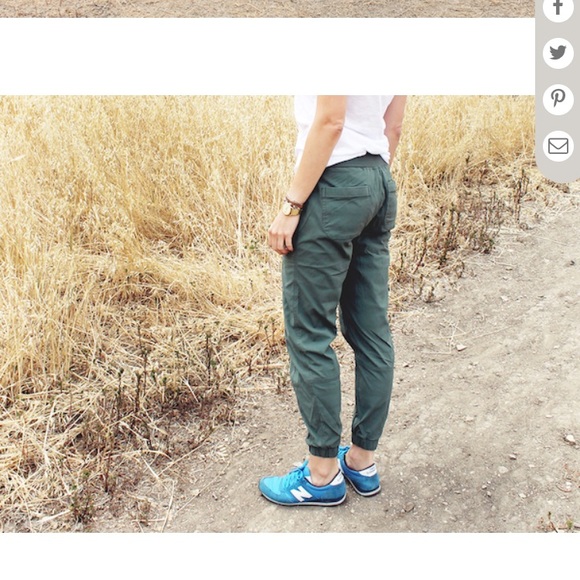 Athleta Pants - Trekkie Jogger